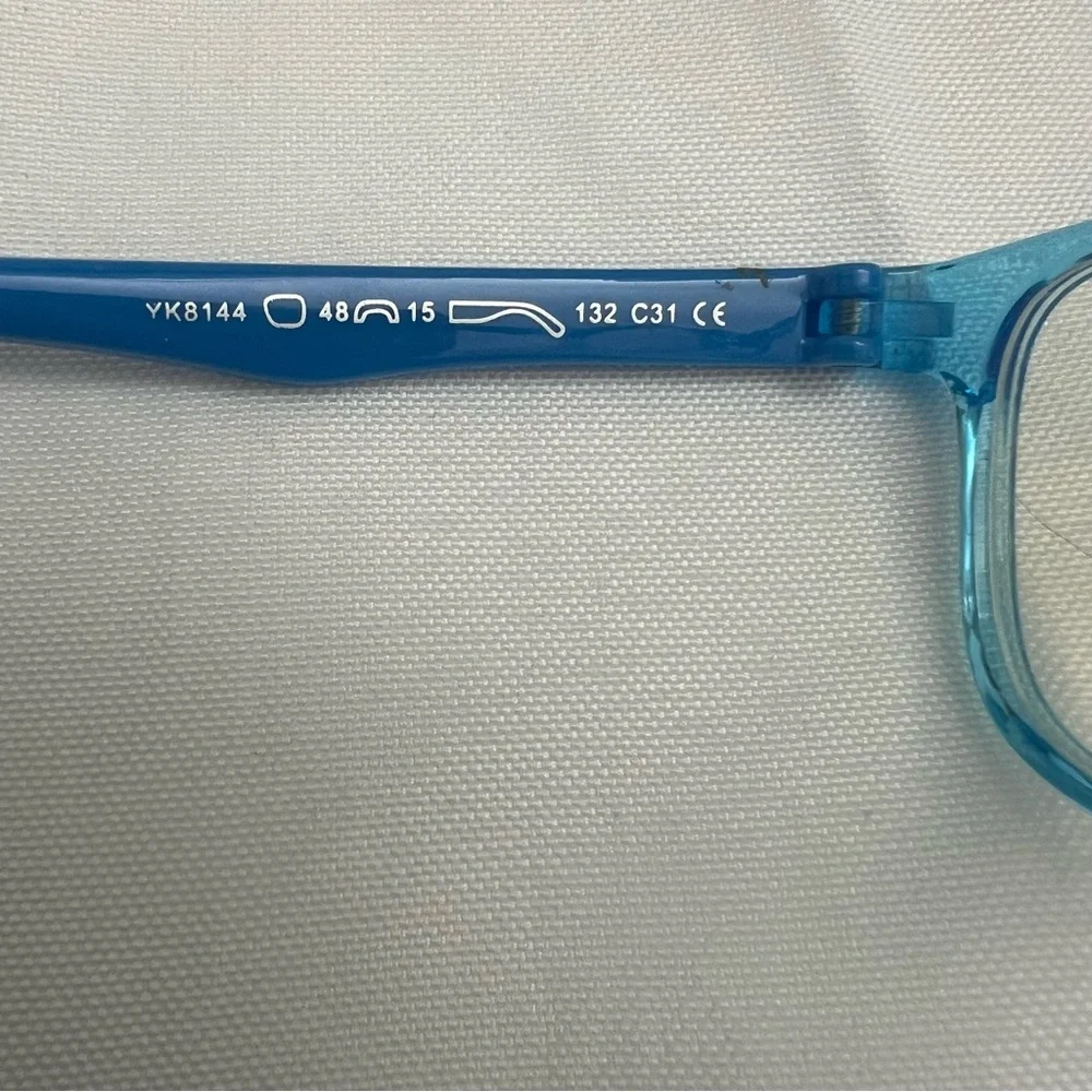 Kids Blue Light Blocker / Blue and Pink Glasses with Car Case - Picture 5 of 10